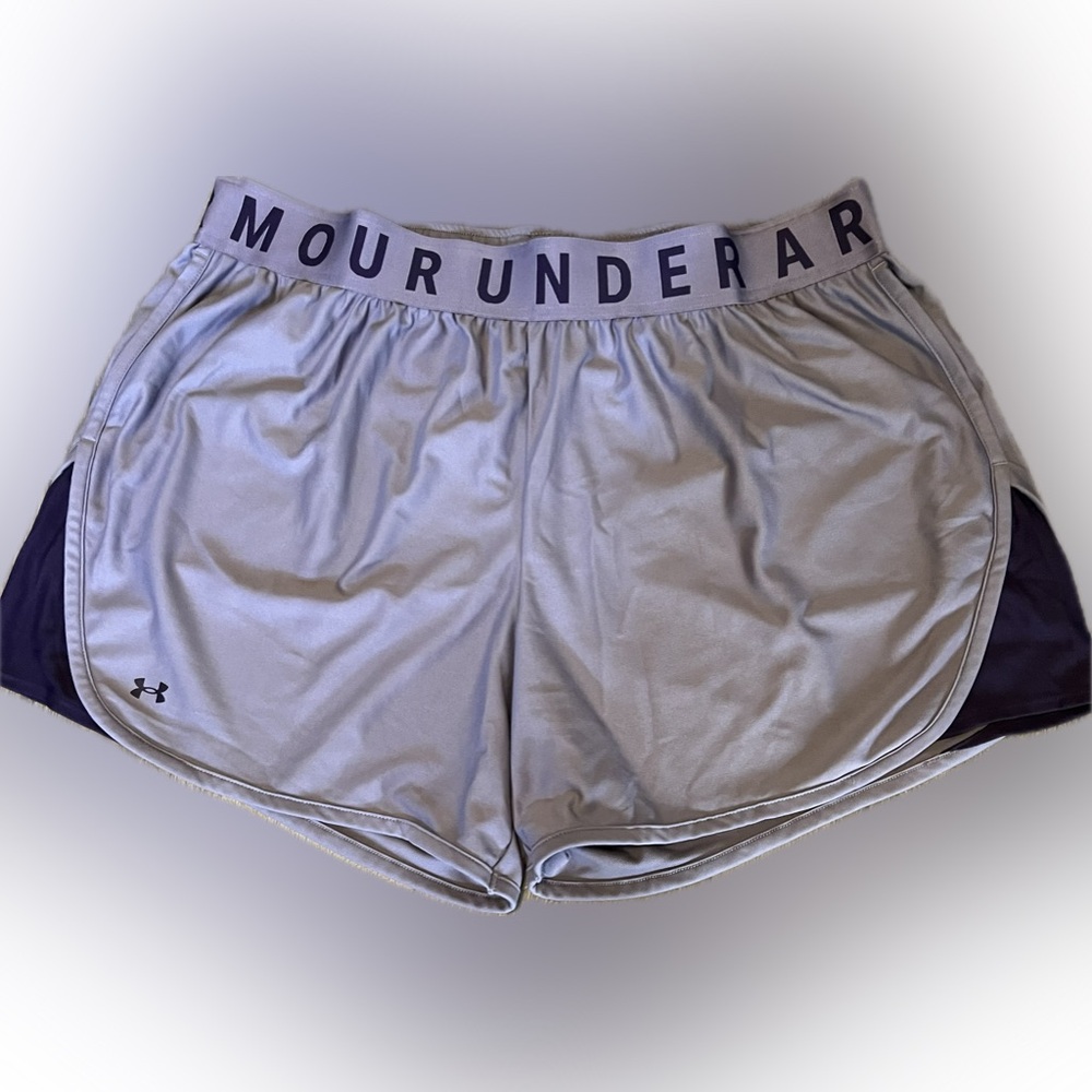 Women’s Under Armour Shorts size 2X lavender